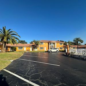 Super Inn Daytona Beach